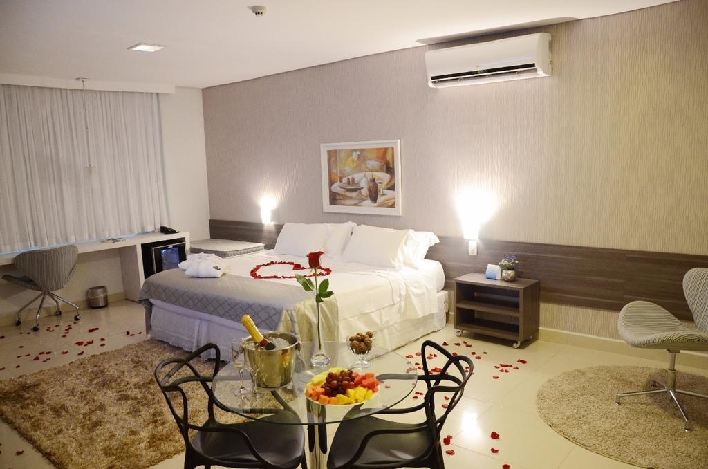 Oscar Hotel Executive Порту-Велю Екстер'єр фото